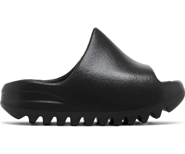靴 YZY SLIDE DARK ONYX adidas-yeezy-slide-dark-onyx-