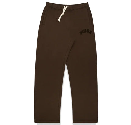 Brown fleece sweatpants with elastic waistband and white drawstring for Nike Dunk Jordan 4 fans