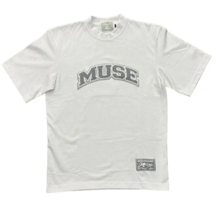 White MUSE t-shirt perfect for styling with Low Dunks Nike or Jordan 4 shoes