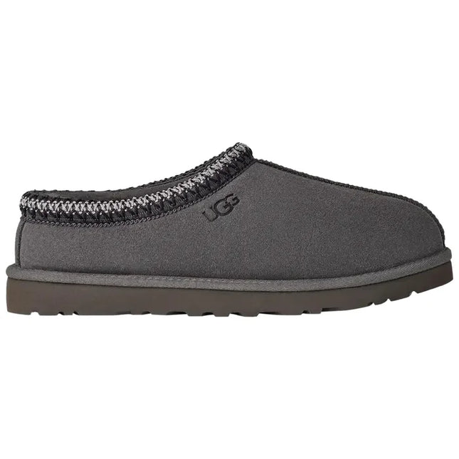 Charcoal gray UGG Tasman II slipper with textured knit collar in dark grey